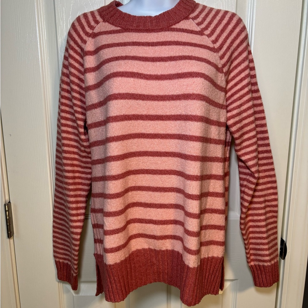 Soft and comfy dark pink and light pink striped sweater-size large